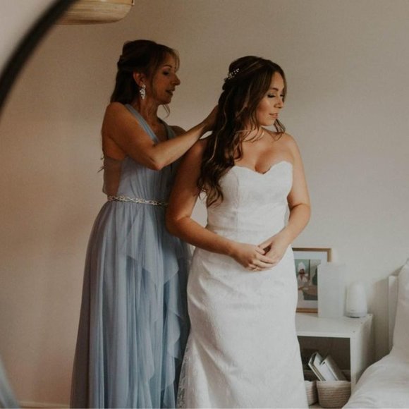 Lace Wedding Dress Bridal Gown - Picture 8 of 8